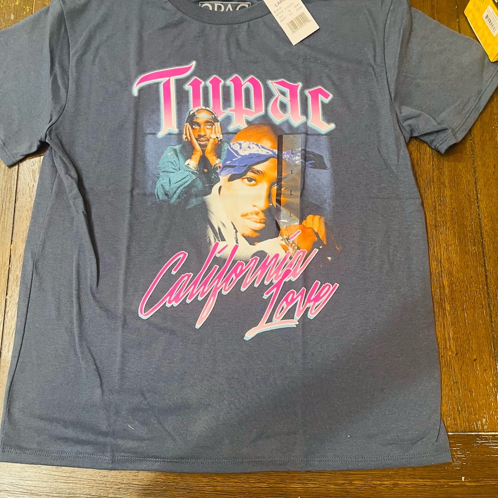 NWT Tupac California Love Graphic Tee